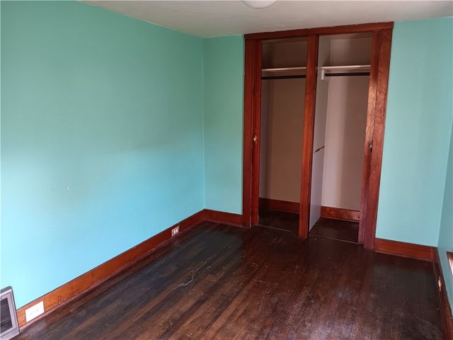 457 Lincoln St, Sharon, PA 16146