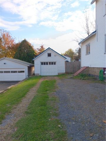 457 Lincoln St, Sharon, PA 16146