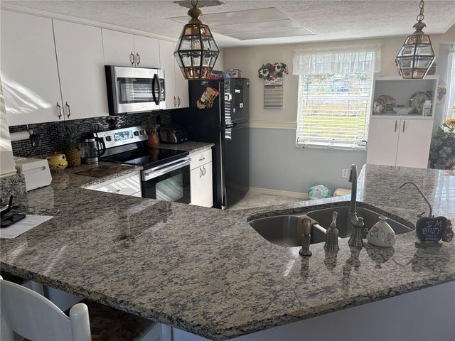 5338 SPANISH TRAIL, Holiday, FL 34690