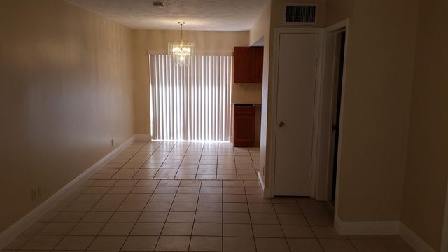 5323 NW 27th Street B4, Lauderhill, FL 33313