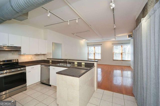 445 N Sessions Street NW 1102, Marietta, GA 30060