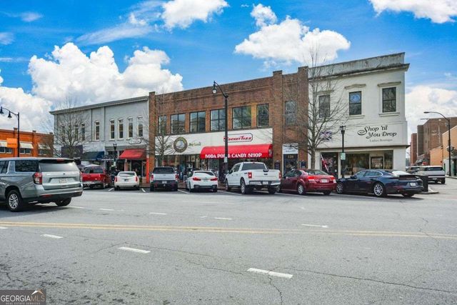 445 N Sessions Street NW 1102, Marietta, GA 30060