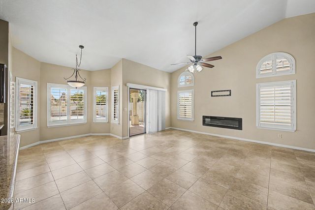 1043 W IRIS Drive, Gilbert, AZ 85233