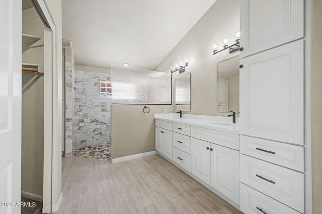 1043 W IRIS Drive, Gilbert, AZ 85233