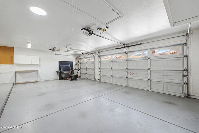 1043 W IRIS Drive, Gilbert, AZ 85233