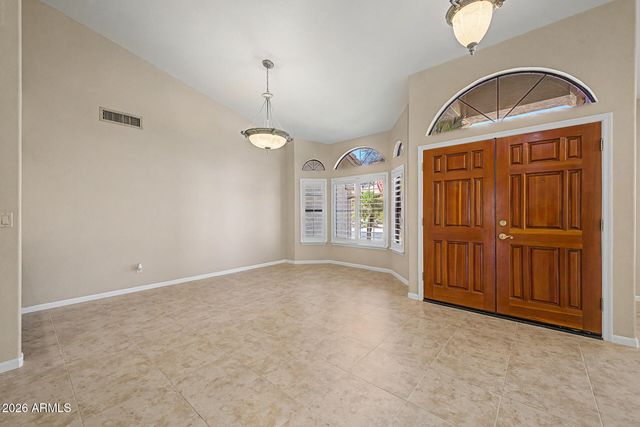 1043 W IRIS Drive, Gilbert, AZ 85233