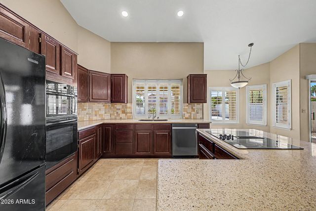 1043 W IRIS Drive, Gilbert, AZ 85233