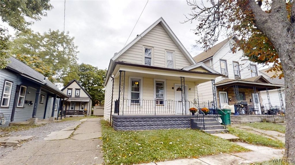 52 Dart Street, Buffalo, NY 14213