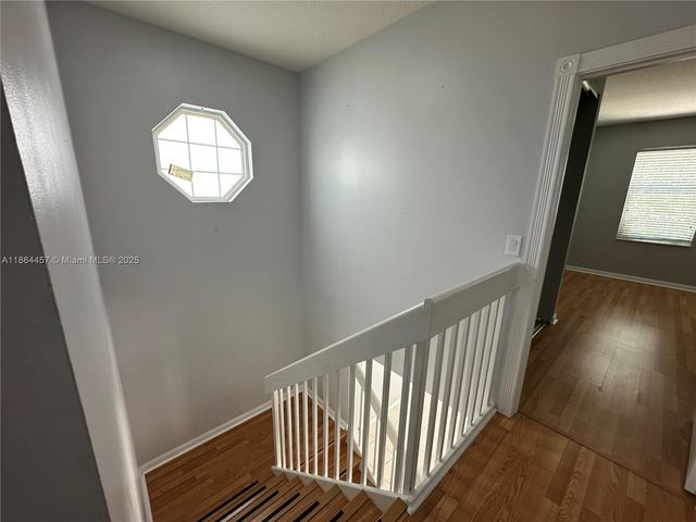 197 E Santa Barbara Way, Palm Beach Gardens, FL 33410