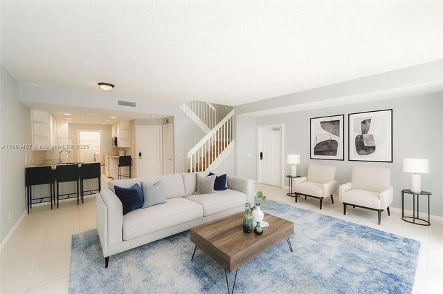 197 E Santa Barbara Way, Palm Beach Gardens, FL 33410