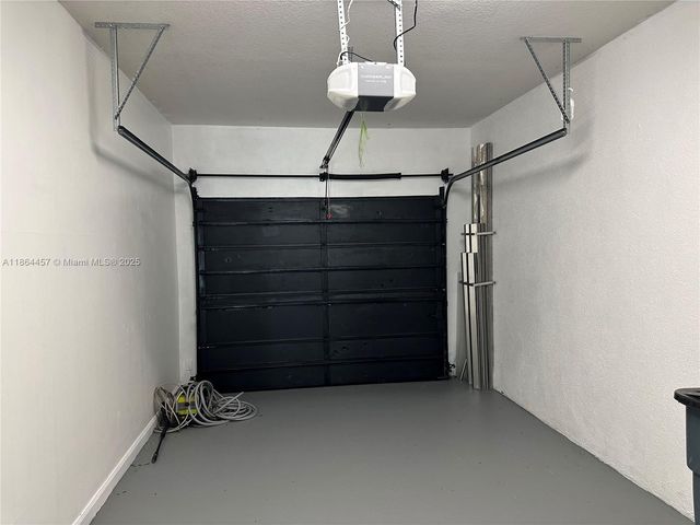 197 E Santa Barbara Way, Palm Beach Gardens, FL 33410