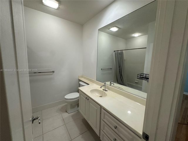 197 E Santa Barbara Way, Palm Beach Gardens, FL 33410