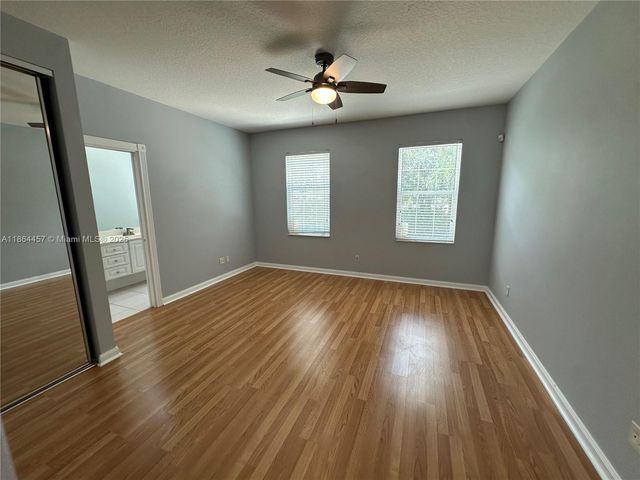 197 E Santa Barbara Way, Palm Beach Gardens, FL 33410