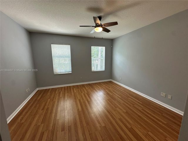 197 E Santa Barbara Way, Palm Beach Gardens, FL 33410