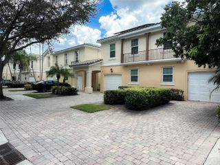 197 E Santa Barbara Way, Palm Beach Gardens, FL 33410