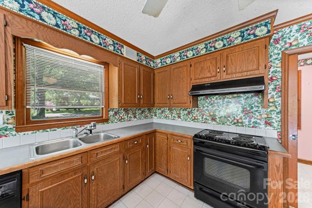 14424 E Rocky River Road, Davidson, NC 28036