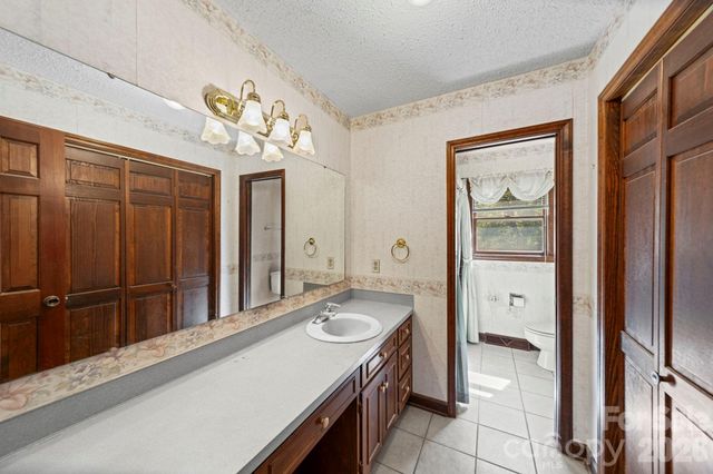 14424 E Rocky River Road, Davidson, NC 28036