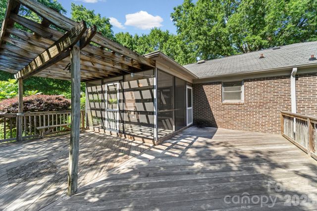 14424 E Rocky River Road, Davidson, NC 28036