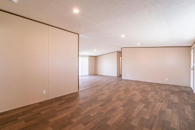 149 Glorieta Street, Moriarty, NM 87035