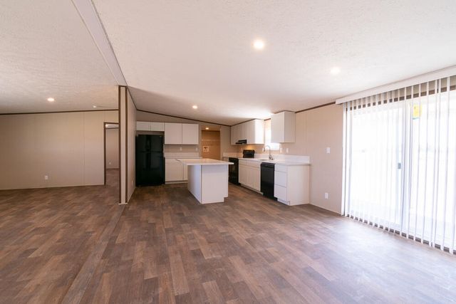 149 Glorieta Street, Moriarty, NM 87035