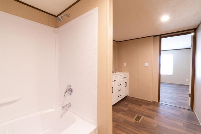 149 Glorieta Street, Moriarty, NM 87035