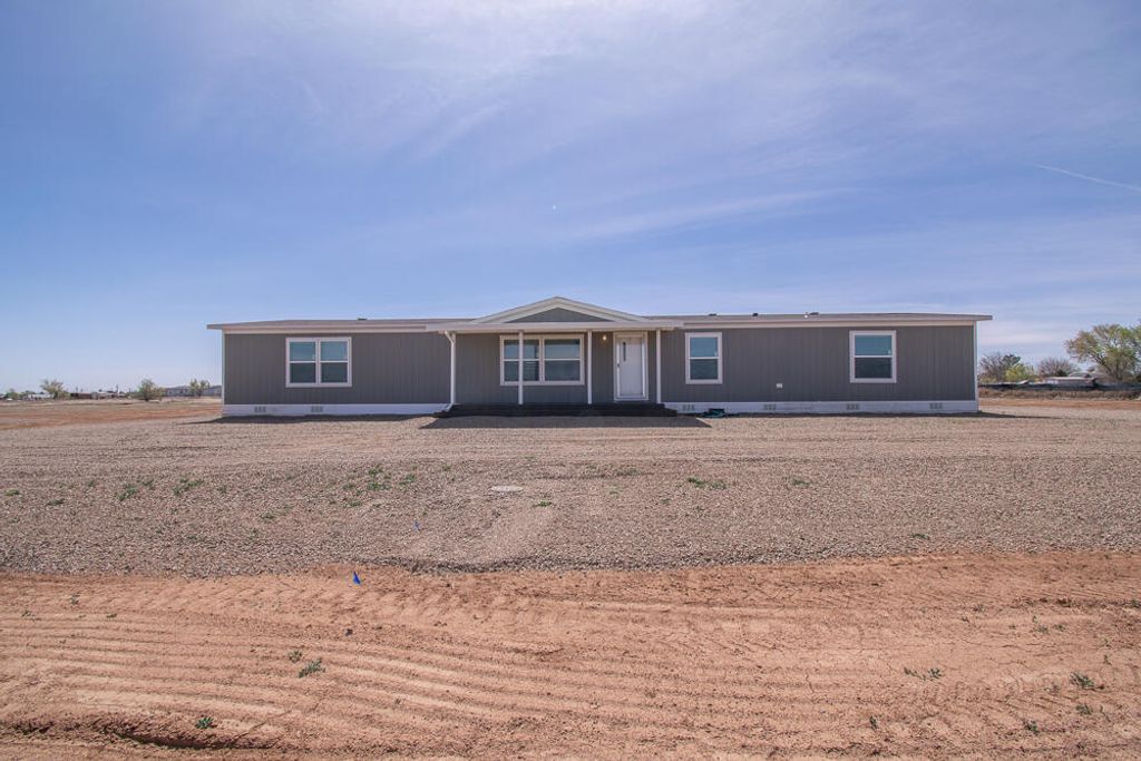 149 Glorieta Street, Moriarty, NM 87035
