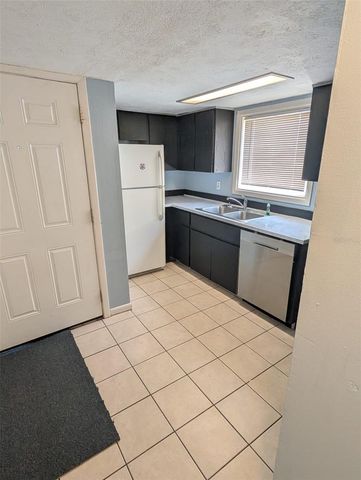12310 TOUCHTON DR 42, Tampa, FL 33617