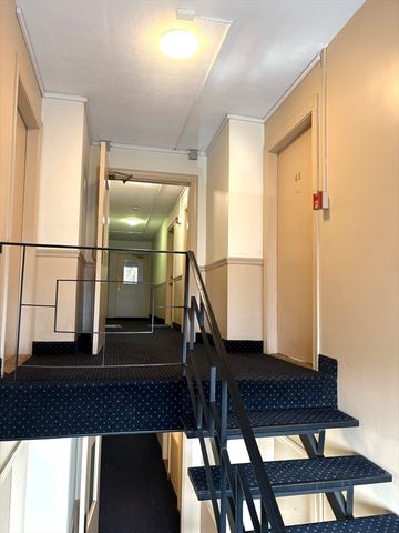 18 Glencoe Street 48, Boston, MA 02135