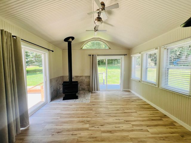 41 N Lake Drive NE, Newark, OH 43055