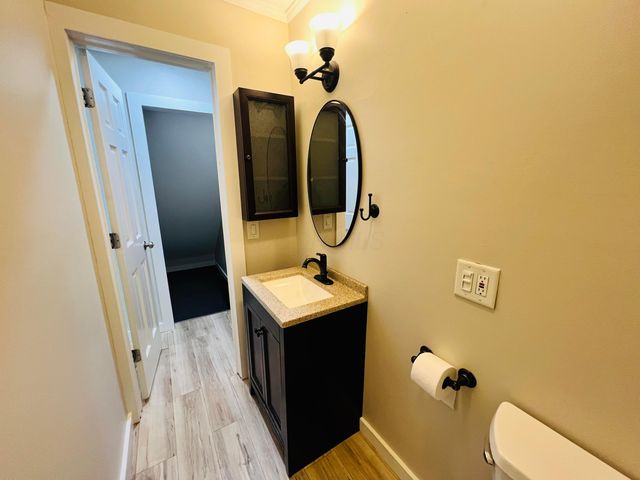 41 N Lake Drive NE, Newark, OH 43055