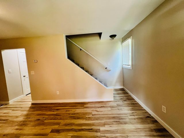 41 N Lake Drive NE, Newark, OH 43055