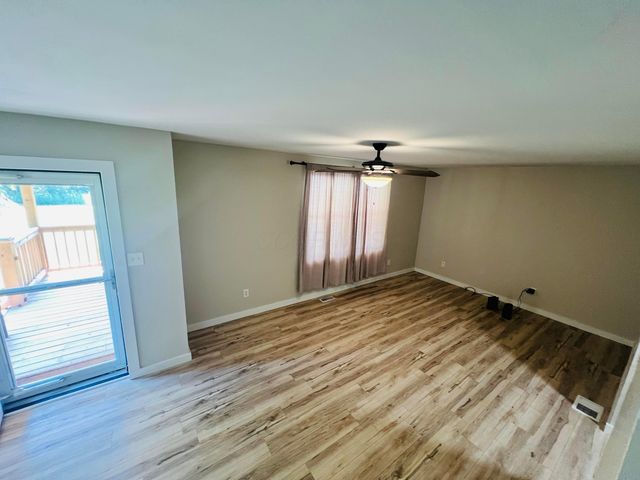 41 N Lake Drive NE, Newark, OH 43055