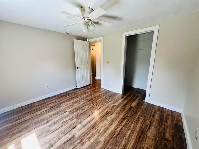 41 N Lake Drive NE, Newark, OH 43055
