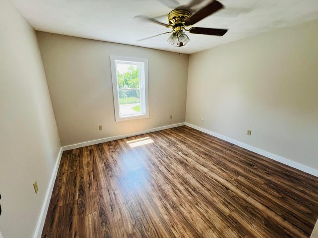 41 N Lake Drive NE, Newark, OH 43055