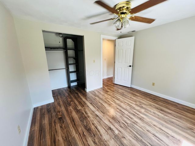 41 N Lake Drive NE, Newark, OH 43055