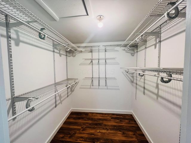 41 N Lake Drive NE, Newark, OH 43055