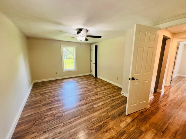 41 N Lake Drive NE, Newark, OH 43055