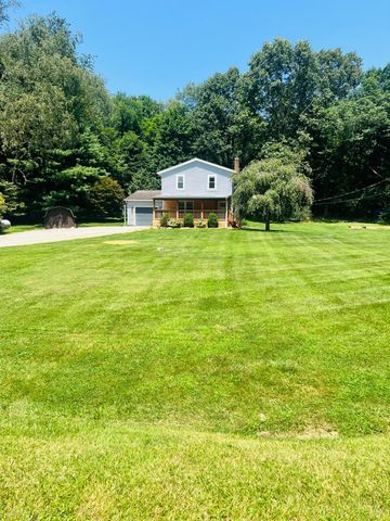 41 N Lake Drive NE, Newark, OH 43055