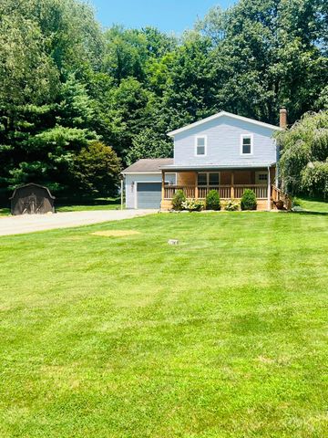 41 N Lake Drive NE, Newark, OH 43055