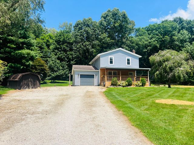 41 N Lake Drive NE, Newark, OH 43055