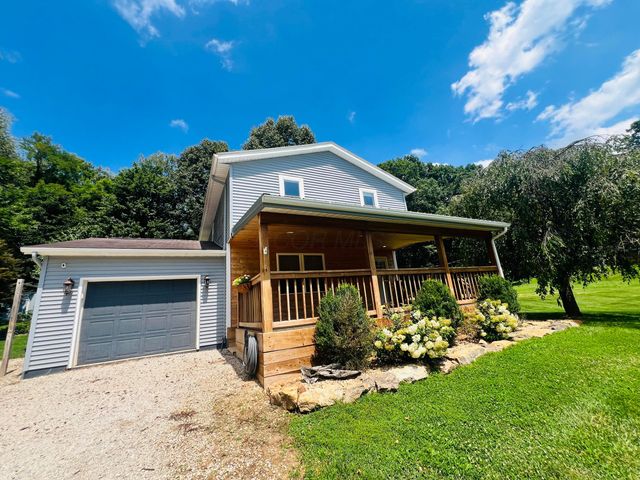 41 N Lake Drive NE, Newark, OH 43055