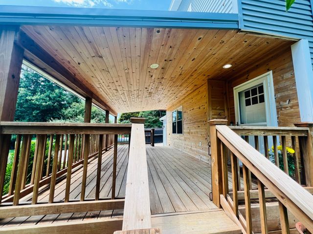 41 N Lake Drive NE, Newark, OH 43055
