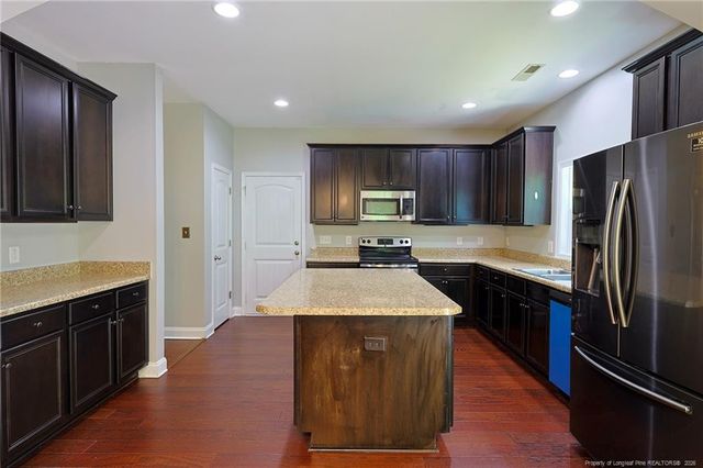 436 Stone Cross Drive, Spring Lake, NC 28390