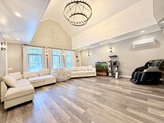 293 Sullivan Road, Peru, NY 12972