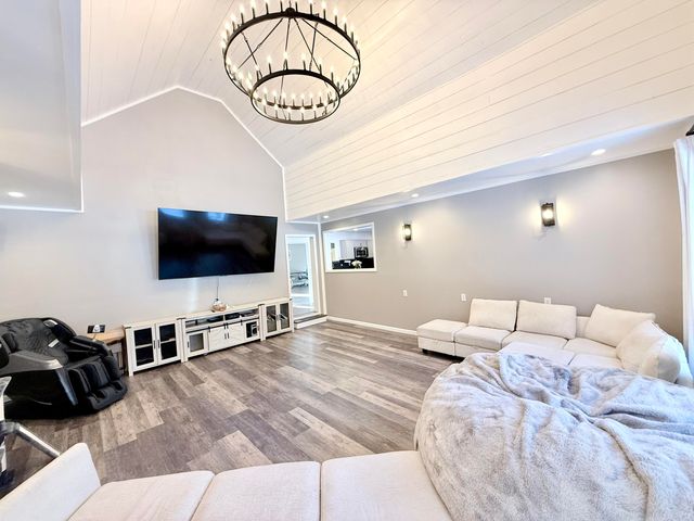 293 Sullivan Road, Peru, NY 12972