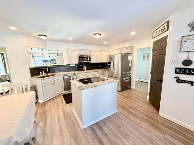 293 Sullivan Road, Peru, NY 12972