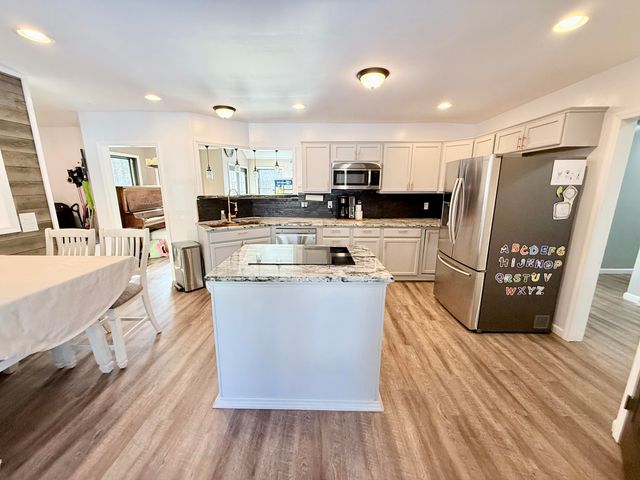 293 Sullivan Road, Peru, NY 12972