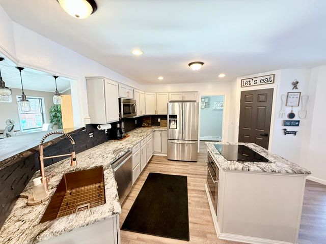 293 Sullivan Road, Peru, NY 12972