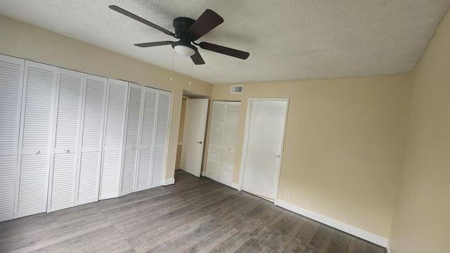 1600 Balfour Point B Drive B, West Palm Beach, FL 33411
