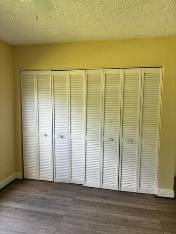 1600 Balfour Point B Drive B, West Palm Beach, FL 33411